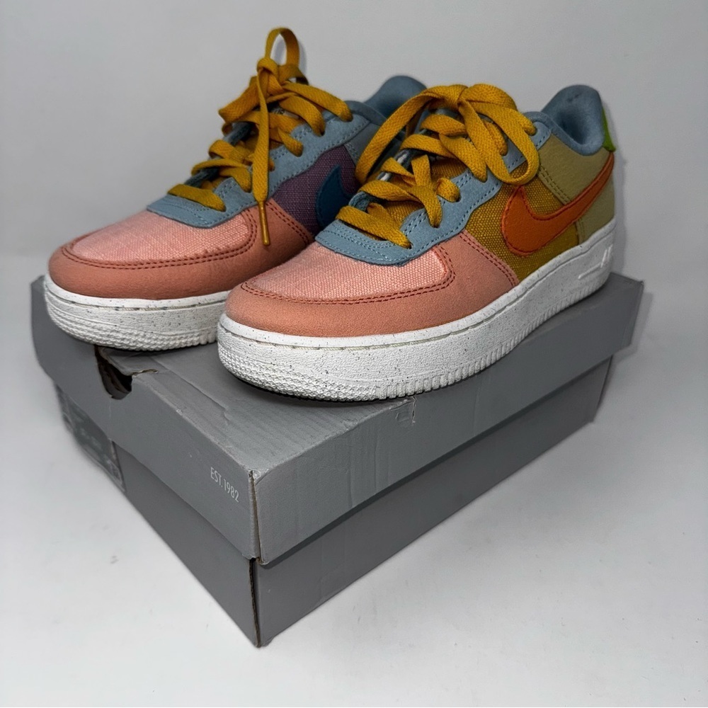 Air Force 1 Low '07 LV8 Next Nature 'Sun Club Multi' size 4.5Y - Picture 6 of 16
